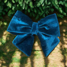 Load image into Gallery viewer, Velvet Bow Teal